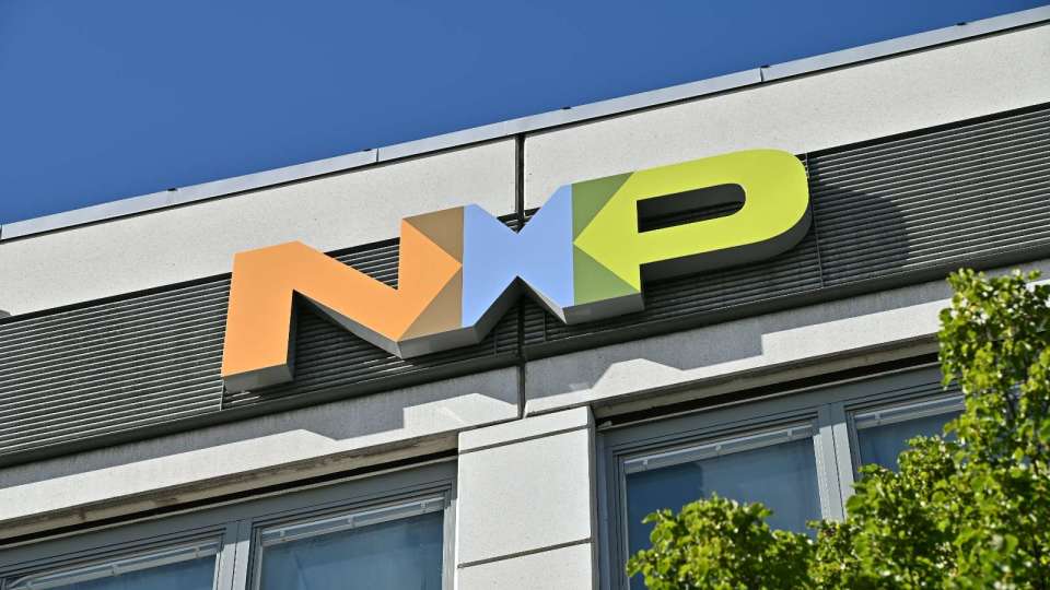 NXP Semiconductors Acquires Aviva Links.jpg